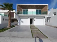 Luxurious private Space close to beach and lagoon Hotels in Rocky Point