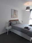 Lovely 2 bedroom serviced apartment in Sheffield -panoramic view, FREE WiFi