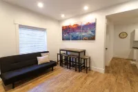 Modern guest suite, central location in SLC valley