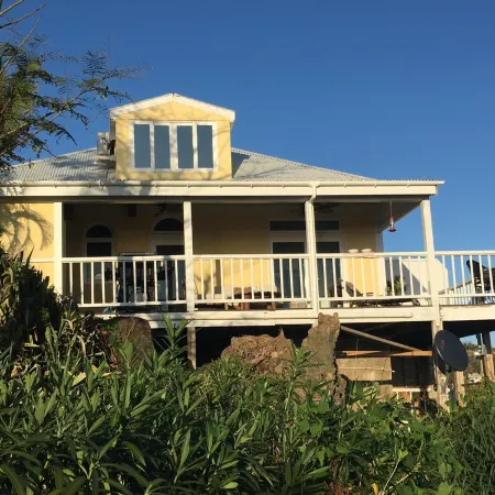 SPECTACULAR OCEAN VIEW VILLA BLISS AT UPPER DECK