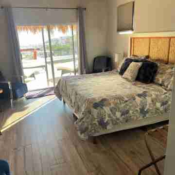 Private Penthouse in Pedregal with Pool. Walk to Marina+Beach+Town+Food+Waldorf Rooms