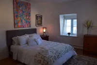 Quebec Château Richer Côte de Beaupré Canada rent a 4 ½ furnished plus more....