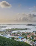 Beachfront Ultra Luxury - New Modern 2 Bed/2.5 Bath
