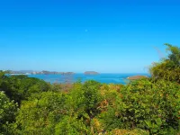 Breathtaking Views - Private Home - Beautifully Landscaped - Walk to the Beach - 3-Star