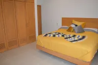 2/3Private Riverfront House-ocean/mountain view-Private Roof-3 min walk to beach