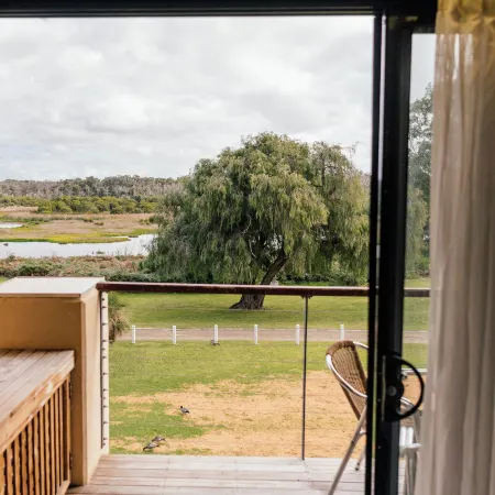 Yanchep Inn