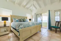 Beachfront Home with Screened-In Porch - Near Downtown - Auto On Generator Hotels in Northwest