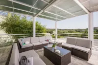 Stunning villa for private Escape/ Create priceless memories! large private pool