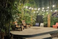 Beautiful house for 25 people, with swimming pool, feel the country air on the beach. Hotels in der Nähe von Foz do Rio Guaratuba