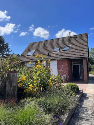 Cozy detached holiday home with large enclosed garden