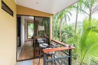 Mountain Jungle Cozy Apartment - with POOL + WIFI + A/C