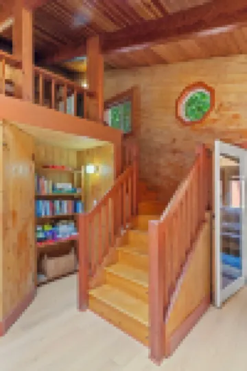 New Rainier Forest Lodge w/ Hot Tub-Fireplace-EV-WiFi