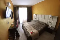 Hotel Cristallo - Parvekkeita