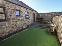 Corner Cottage