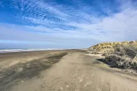Sanderling Sea Cottages, Unit 2 Walk to Coast! Hotels in Waldport