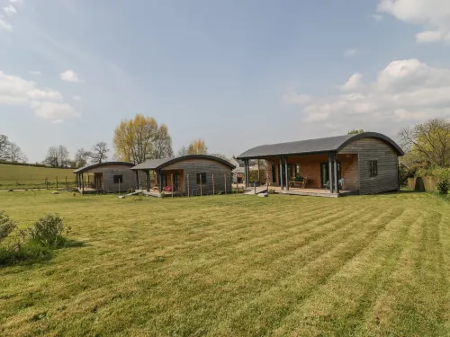 Primrose Hotels in Shepton Mallet