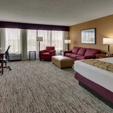 Drury Inn & Suites Evansville East