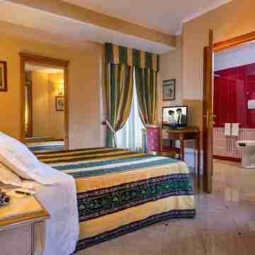 Colonna Hotel Rooms