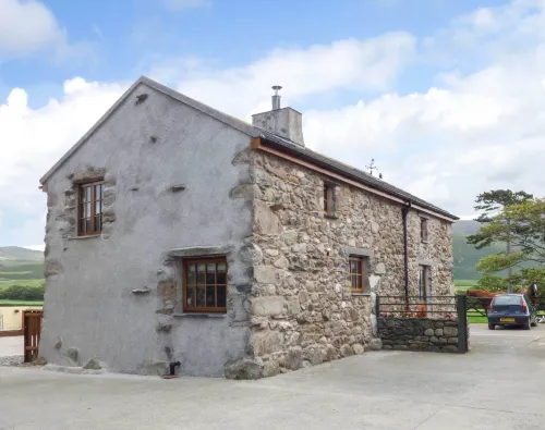 Fell View Cottage Hotels in Millom