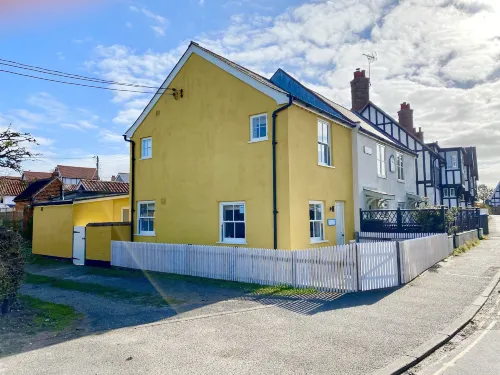 1 South Cottages - 2-Star