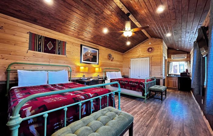 The Rim Rock Inn