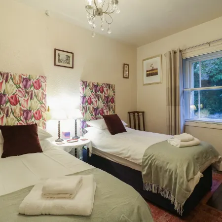 Knoll Cottage