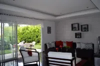 Chalet Familiar Hotels in La Tebaida