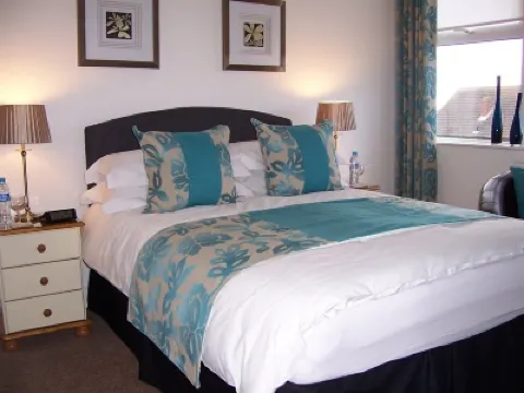 South Lodge Guest House Hotels in 