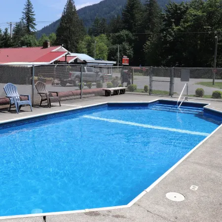 Lone Fir Resort