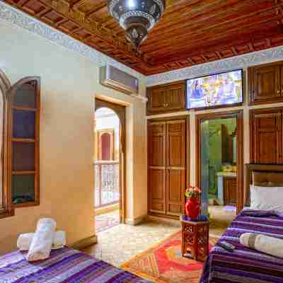 Riad Lakhdar Rooms