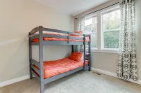 Vantage Point 3 Bedroom Townhouse by RedAwning - Bungalows
