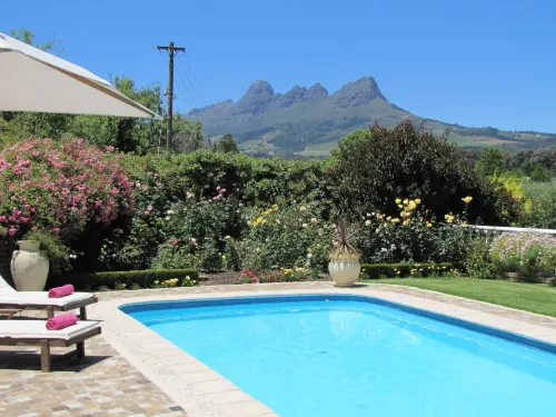 Acara Guesthouse & Cottages