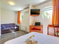 Brit Hotel Reims la Pompelle Các khách sạn ở Reims