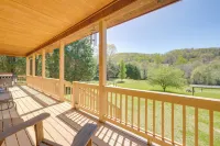 3 Mi to Hiawassee: 'Berry Cute Country Cottage' - 2 estrellas