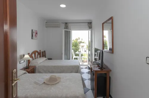 Hotel Oasis