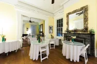 Creole Gardens Guesthouse and Inn