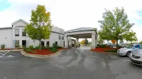 Clarion Pointe Apex - Holly Springs - parking