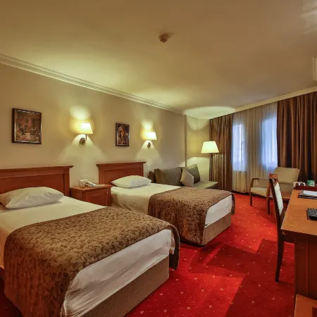 Central Hotel