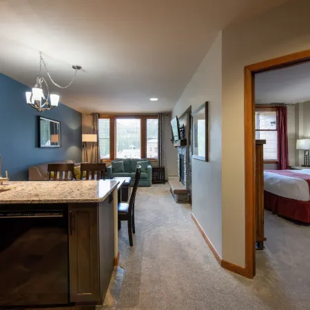 Zephyr Mountain Lodge Premium-Rated 2516
