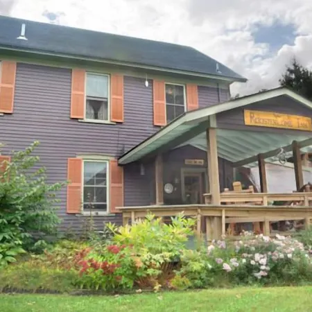 RoosterComb Inn