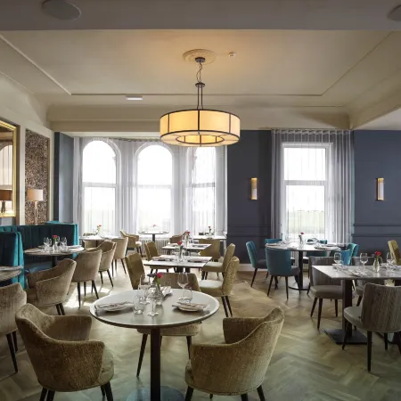 Clifton Arms Hotel