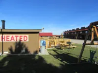 Big Bear Motel Hotels in Cody