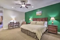 Anderson Creek Resort Condo on Golf Course w/ Pool - parking