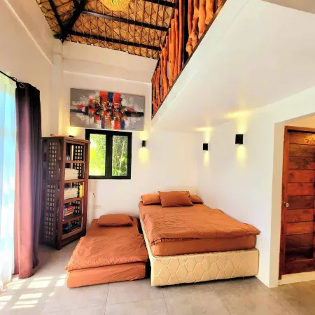 Modern Bahay Kubo near Tagaytay - Casita Anahaw