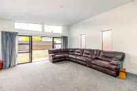 Spacious, modern, centrally located house. Hotels in Geraldine