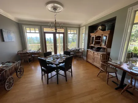 Quarrystone House B&B Отели в г. Ледисмит