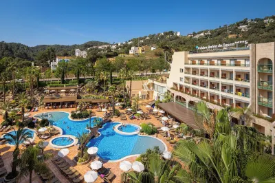 Golden Bahía de Tossa & Spa  . Hotels near Vila Vella