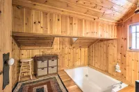 Tahoe Area Townhome < 1 Mi to Heavenly Lifts! Hotels in Stateline