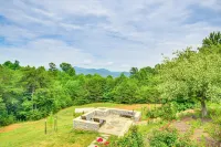 Nebo Home w/ Hot Tub: Wheelchair Accessible - Homestays