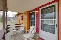 Carolina Country Cabin! Hot Springs Getaway - 2-Star